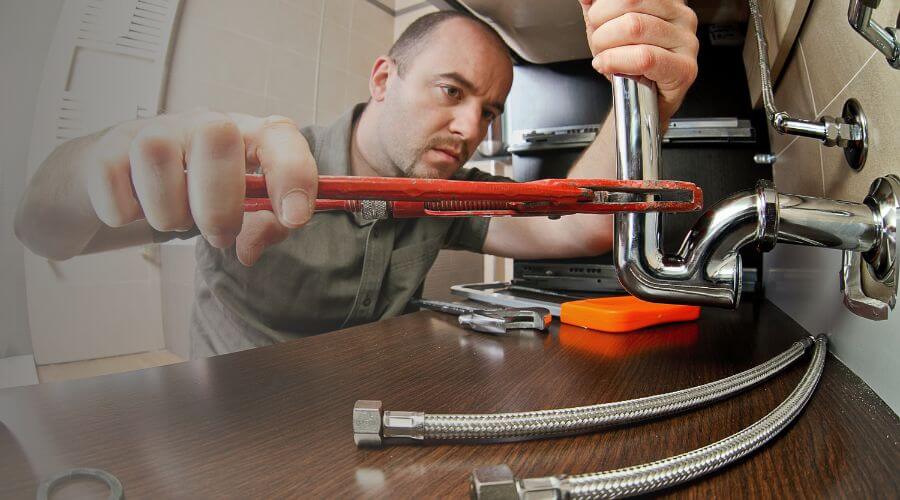 Local expert plumbing services in Crockett, TX